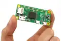 小さいタイプ。Raspberry Pi Zero。