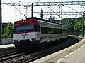 マドリードの446系電車セルカニアス・レンフェ・オペラドーラ塗装