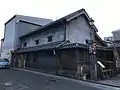草野本家