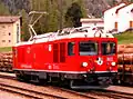 更新改造後のGem4/4 802号機、前後運転室部は完全な新車体となっている、ポントレジーナ駅、2010年