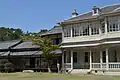 接続している和館（左）と洋館（右）