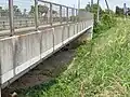 六道辻橋の側面。この下を路線が通過する予定である。（2021年10月撮影）