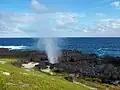 島の洞窟