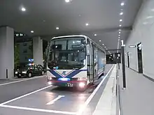 E051 最後の「ロマン長崎号」専用車（三菱エアロエース）。廃止後は「サンライト号」を経て現在は「出島号」に運用。