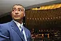 「彼は黙っていれば詩人のようだが(中略)、自分の口に靴を突っこんでいればいい」 - ロマーリオ(ブラジル、2005年)