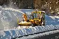 小型ロータリ除雪車による歩道除雪