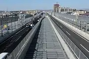 一般部の下に専用部を設けた区間(名古屋市天白区高島)