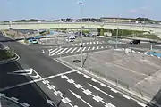 天白高校東交差点。国道153号豊田方面と名二環上社方面との連絡以外は交差点を介した連絡となる。