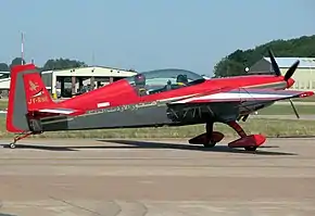 エクストラ EA-300ロイヤル・ヨルダニアン・ファルコンズ所属機（2006年撮影）
