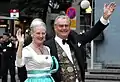 2010年6月18日、スウェーデン王太女ヴィクトリアの結婚式に参列した女王夫妻