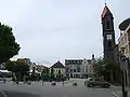 市内の商店街の風景
