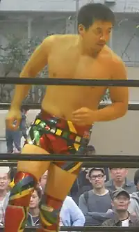 崔 領二の画像