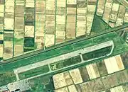 竜ヶ崎飛行場港付近の空中写真(1989年撮影)国土交通省 国土地理院 地図・空中写真閲覧サービスの空中写真を基に作成