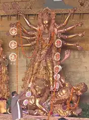 黄金の彫像（デリー）
