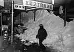 56豪雪 雪の入り込んだ本町商店街