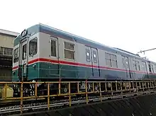 旧塗装化されたモハ6001（2009年6月22日、かしわ台車両センター付近にて撮影）