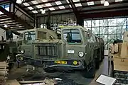 発射装置9P117M1。ミサイルは搭載していない。