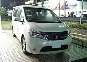 兄弟車のスズキ・ランディ(後期型、2.0G)