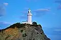 夕刻の点灯時。御籠島から撮影