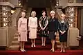 ラトビア共和国議会議長イナーラ・ムールニエツェ（英語版）一団と安倍昭恵の懇談。