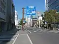 駅南本町付近。駅前交番西交差点方向