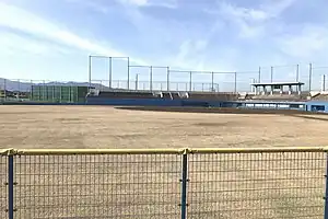 佐賀市立野球場のグラウンド