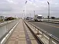 橋上。厚木市側より海老名市側を望む。