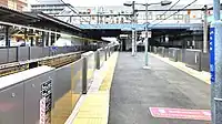 ホーム（2面4線・2023年4月）