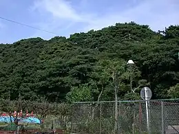 菊田川河谷より城跡の台地を望む