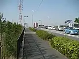 都県境に架かる浮花橋付近。この前後の区間ではつくばエクスプレスが当線の地下を走行する。