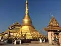 中心部に立つサカータウン・パゴダ（Sakar Taung Pagoda）