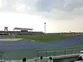 バックスタンドからメインスタンドを見る