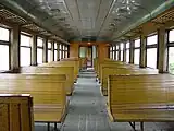 車内の様子（初期製造車）