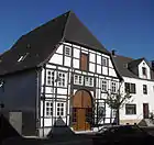 フィールザー通り 9番地の建物