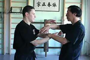 黐手の練習風景