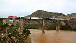 桑園峡黄河鉄道大橋