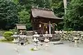 三宮神社（奥、滋賀県指定文化財）と天神宮神社