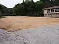 閉校後の佐濃小学校跡地（2016年）