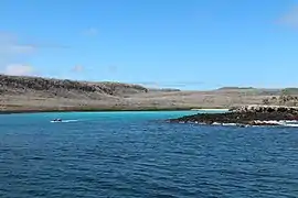 サンタ・フェ島の入り江