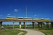 連結運転を実施する"SLRV"（2016年撮影）