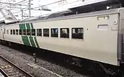 グリーン車出入台は1箇所単独窓