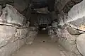 玄室（開口部方向）
