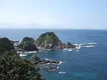 展望公園からの眺め 前方に見えるのが佐多岬灯台（2006年8月19日）