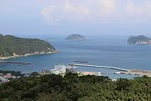 里港の全景