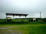島式ホームの名残を留めていたホーム上屋（2005年7月）