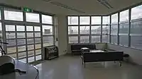 薩摩硫黄島飛行場待合室内