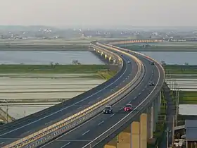 利根川橋 (東関東自動車道)