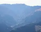この谷の中腹に鉱山跡がある