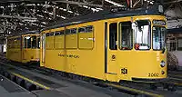 事業用車両に改造された2軸車（2008年撮影）