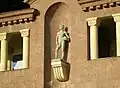 競技場に掲げられている彫刻